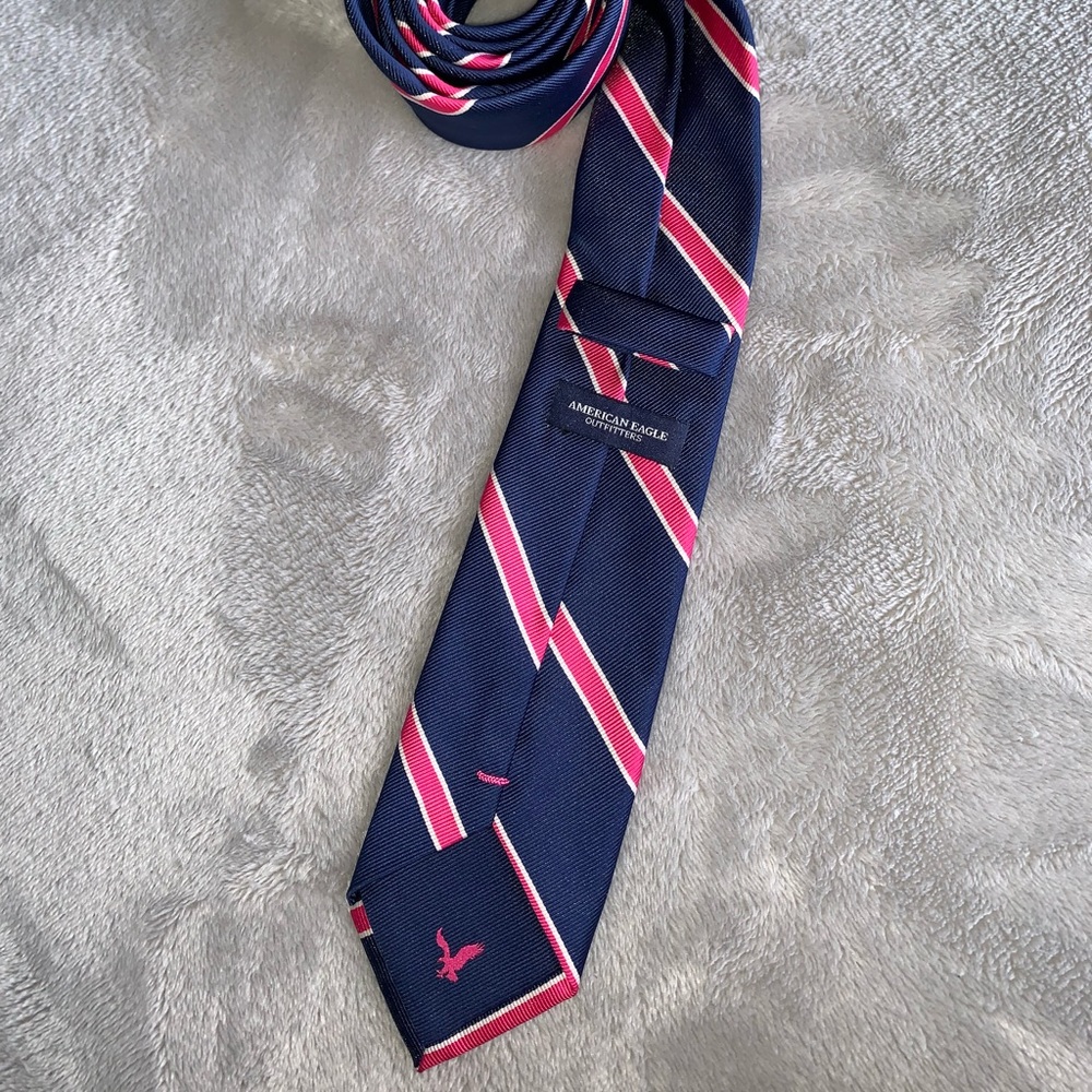 American Eagle Tie
